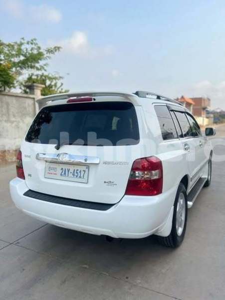Big with watermark toyota highlander svay rieng province bavet 10054
