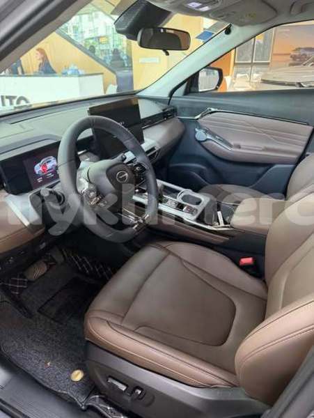 Big with watermark range rover evoque svay rieng province bavet 10057