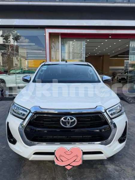 Big with watermark toyota hilux svay rieng province bavet 10058