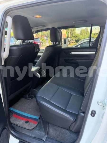 Big with watermark toyota hilux svay rieng province bavet 10058
