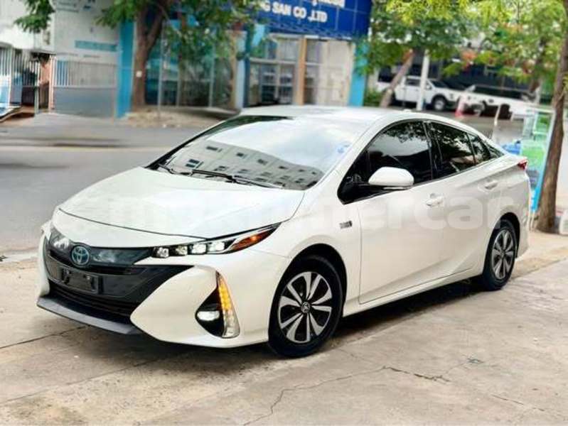 Big with watermark toyota prius svay rieng province bavet 10061