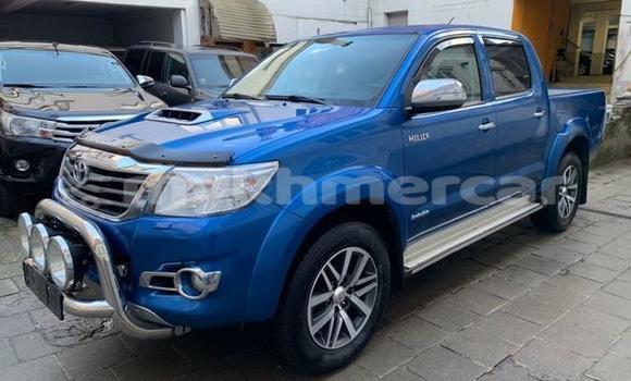 Buy Used Toyota Hilux Blue Car in Phnom Penh in Phnom Penh Buy Used Toyota Hilux Blue Car in Phnom Penh in Phnom Penh