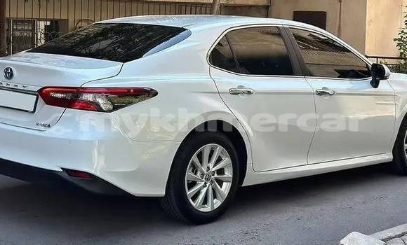 Buy Used Toyota Camry White Car in Phnom Penh in Phnom Penh Buy Used Toyota Camry White Car in Phnom Penh in Phnom Penh