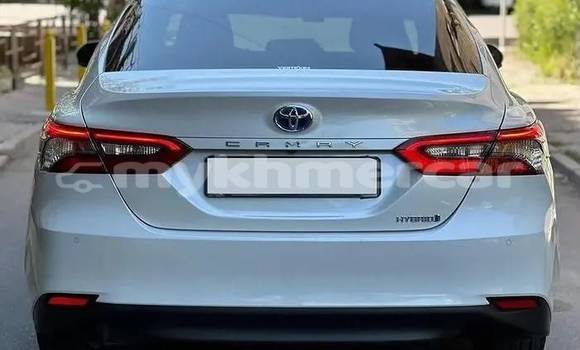 Buy Used Toyota Camry White Car in Phnom Penh in Phnom Penh Buy Used Toyota Camry White Car in Phnom Penh in Phnom Penh
