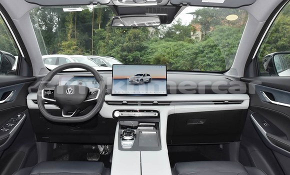 Buy New Changan CS75 White Car in Phnom Srok in Banteay Meanchey Province Buy New Changan CS75 White Car in Phnom Srok in Banteay Meanchey Province