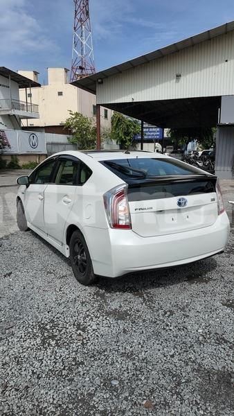 Big with watermark toyota prius phnom penh phnom penh 10083