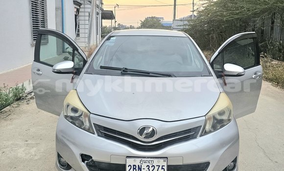 Buy Used Toyota Vitz Silver Car in Phnom Penh in Phnom Penh