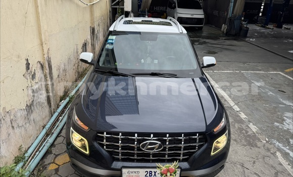 Buy Used Hyundai Verna Blue Car in Phnom Penh in Phnom Penh
