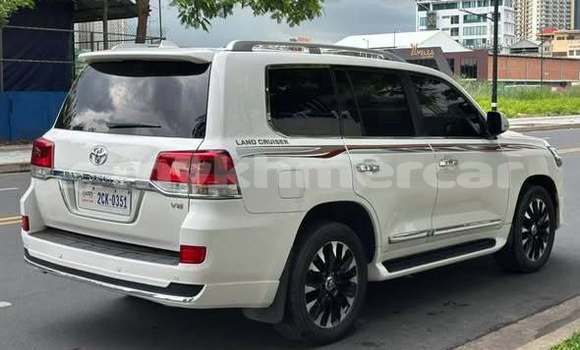 Buy Used Toyota Land Cruiser Prado Other Car in Banlung in Ratanakiri Province Buy Used Toyota Land Cruiser Prado Other Car in Banlung in Ratanakiri Province