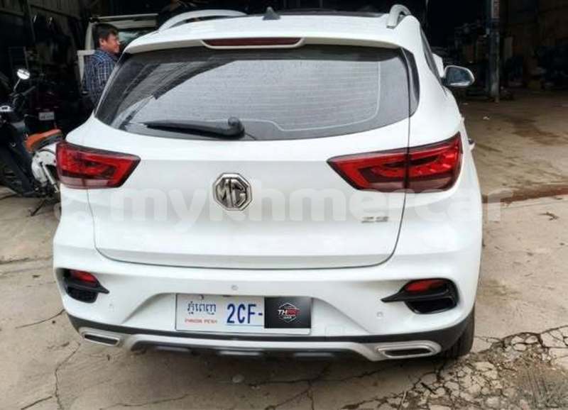 Big with watermark mazda 3 svay rieng province bavet 10102