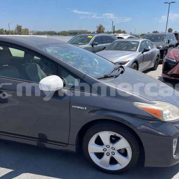 Big with watermark toyota prius svay rieng province bavet 10103