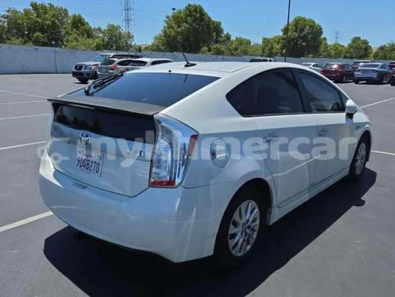 Big with watermark toyota prius svay rieng province bavet 10105