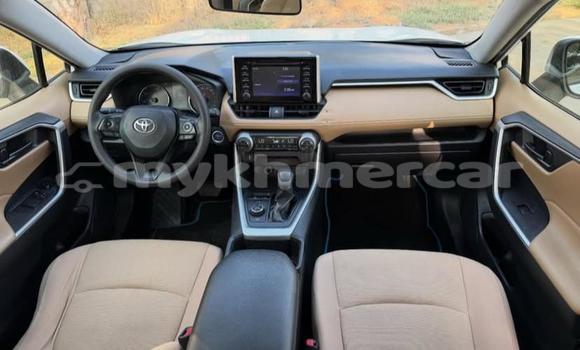 Buy Used Toyota RAV4 White Car in Phnom Penh in Phnom Penh Buy Used Toyota RAV4 White Car in Phnom Penh in Phnom Penh