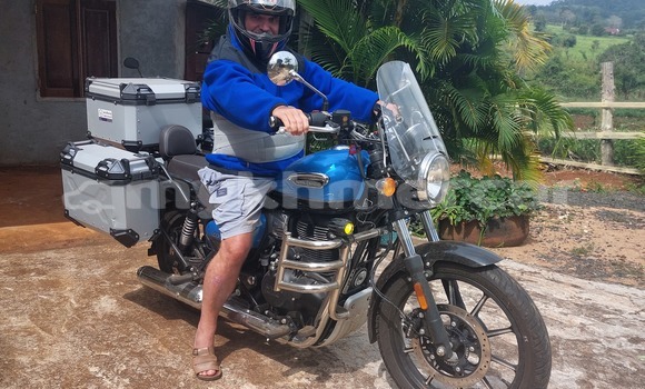 Buy Used Royal Enfield CLASSIC Blue Bike in Senmonorom in Mondulkiri Province