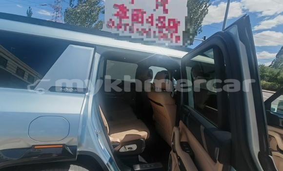 Buy Used BYD S6 Silver Car in Banlung in Ratanakiri Province