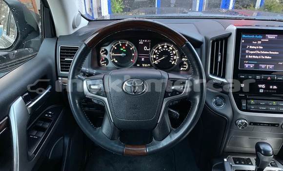 Buy Used Toyota Land Cruiser Black Car in Phnom Penh in Phnom Penh Buy Used Toyota Land Cruiser Black Car in Phnom Penh in Phnom Penh