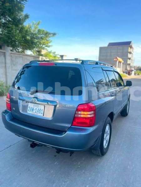Big with watermark toyota highlander svay rieng province bavet 10159