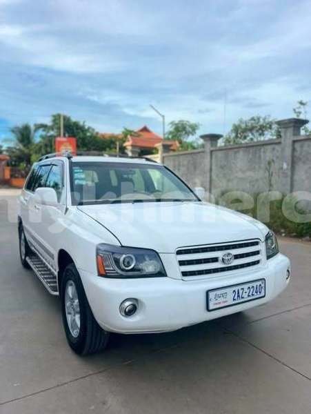 Big with watermark toyota highlander svay rieng province bavet 10160