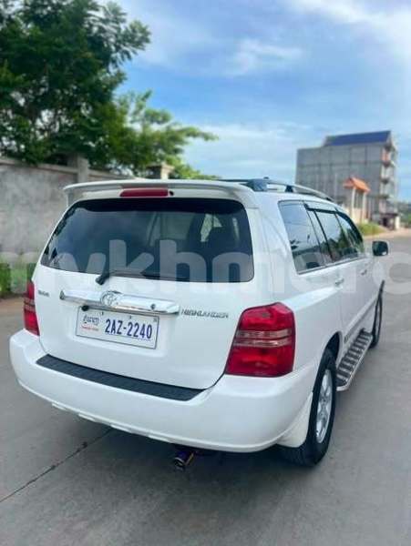 Big with watermark toyota highlander svay rieng province bavet 10160