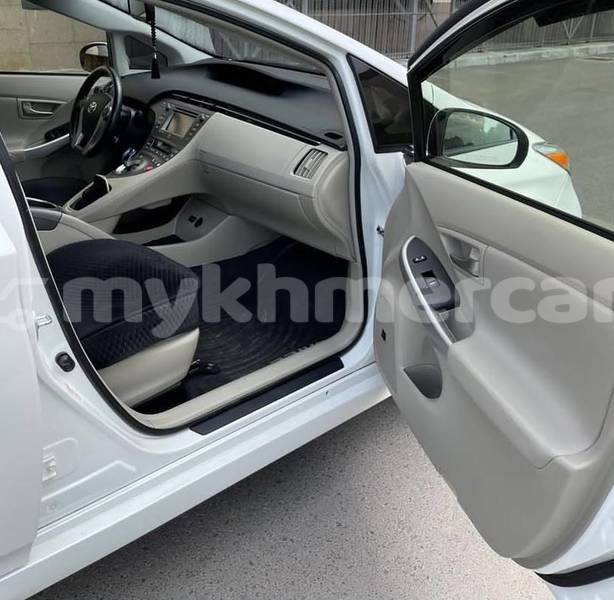 Big with watermark toyota prius phnom penh phnom penh 10168