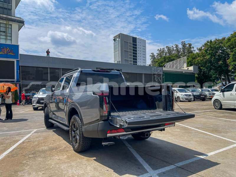 Big with watermark toyota pickup phnom penh phnom penh 10177