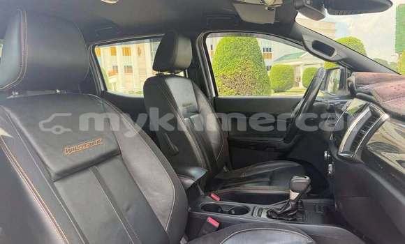 Buy Used Ford Windstar White Car in Phnom Penh in Phnom Penh Buy Used Ford Windstar White Car in Phnom Penh in Phnom Penh