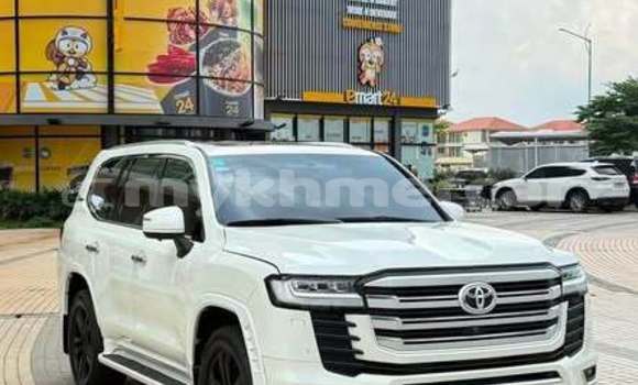 Buy Used Toyota Land Cruiser Other Car in Bavet in Svay Rieng Province