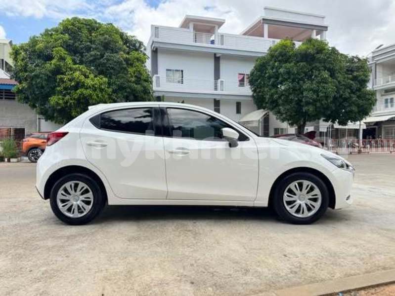 Big with watermark mazda 2 svay rieng province bavet 10223