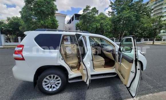 Acheter Occasion Voiture Toyota Land Cruiser Prado Autre à Bavet, Svay Rieng Province Acheter Occasion Voiture Toyota Land Cruiser Prado Autre à Bavet, Svay Rieng Province
