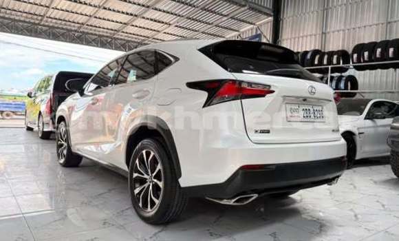 Acheter Occasion Voiture Lexus NX Blanc à Bavet, Svay Rieng Province Acheter Occasion Voiture Lexus NX Blanc à Bavet, Svay Rieng Province