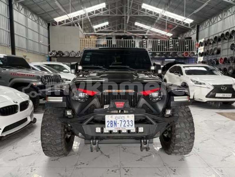 Big with watermark jeep wrangler svay rieng province bavet 10228