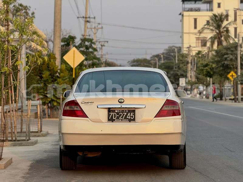 Big with watermark byd e6 kampong speu province chbar mon 10260