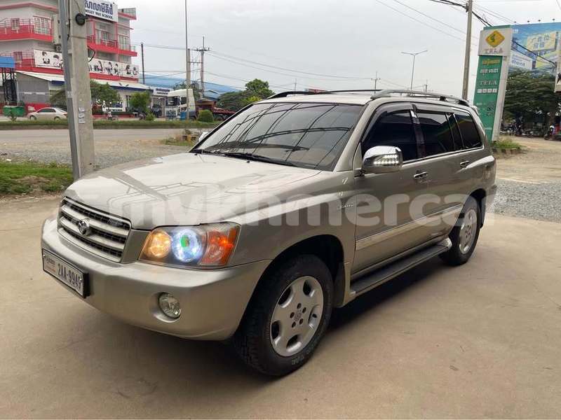 Big with watermark toyota highlander phnom penh phnom penh 10262