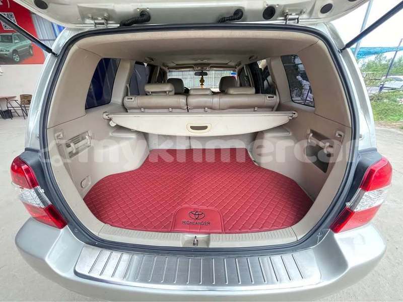Big with watermark toyota highlander phnom penh phnom penh 10262