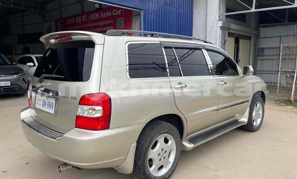 Buy Used Toyota Highlander Other Car in Phnom Penh in Phnom Penh Buy Used Toyota Highlander Other Car in Phnom Penh in Phnom Penh