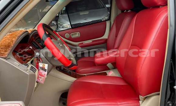 Buy Used Toyota Highlander Black Car in Phnom Penh in Phnom Penh Buy Used Toyota Highlander Black Car in Phnom Penh in Phnom Penh