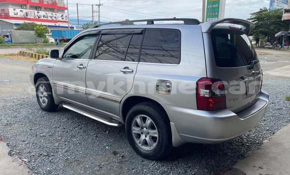 Buy Used Toyota Highlander Other Car in Phnom Penh in Phnom Penh Buy Used Toyota Highlander Other Car in Phnom Penh in Phnom Penh