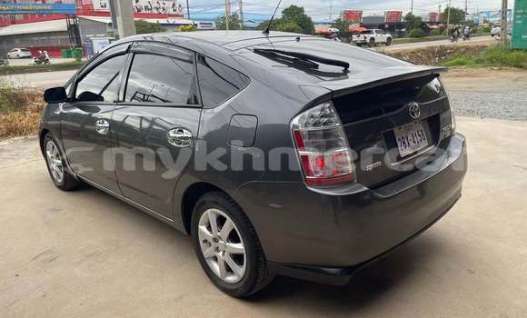 Buy Used Toyota Prius Black Car in Phnom Penh in Phnom Penh Buy Used Toyota Prius Black Car in Phnom Penh in Phnom Penh