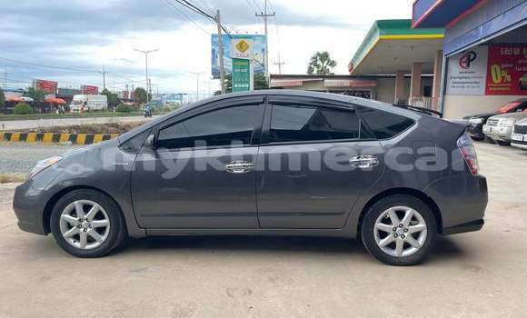 Buy Used Toyota Prius Black Car in Phnom Penh in Phnom Penh Buy Used Toyota Prius Black Car in Phnom Penh in Phnom Penh