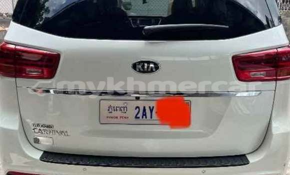 Buy Used Kia Carnival White Car in Phnom Penh in Phnom Penh Buy Used Kia Carnival White Car in Phnom Penh in Phnom Penh