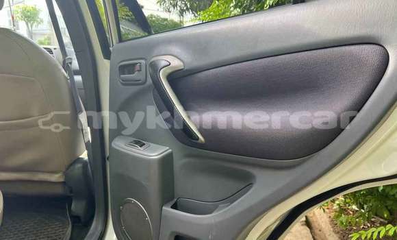 Buy Used Toyota RAV4 White Car in Phnom Penh in Phnom Penh Buy Used Toyota RAV4 White Car in Phnom Penh in Phnom Penh