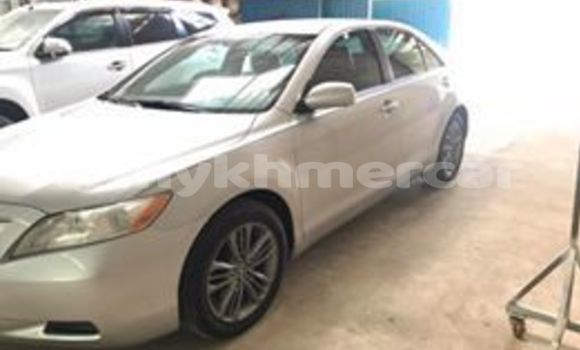 Buy Used Toyota Camry White Car in Phnom Penh in Phnom Penh Buy Used Toyota Camry White Car in Phnom Penh in Phnom Penh