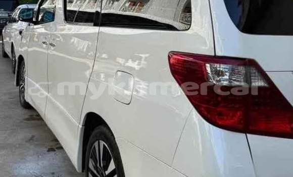 Buy Used Toyota Alphard White Car in Bavet in Svay Rieng Province Buy Used Toyota Alphard White Car in Bavet in Svay Rieng Province