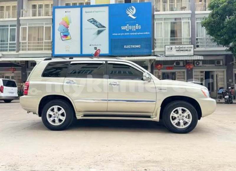 Big with watermark toyota highlander svay rieng province bavet 10297