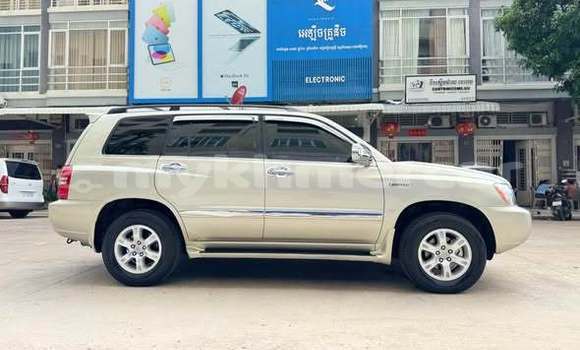 Buy Used Toyota Highlander Other Car in Bavet in Svay Rieng Province Buy Used Toyota Highlander Other Car in Bavet in Svay Rieng Province