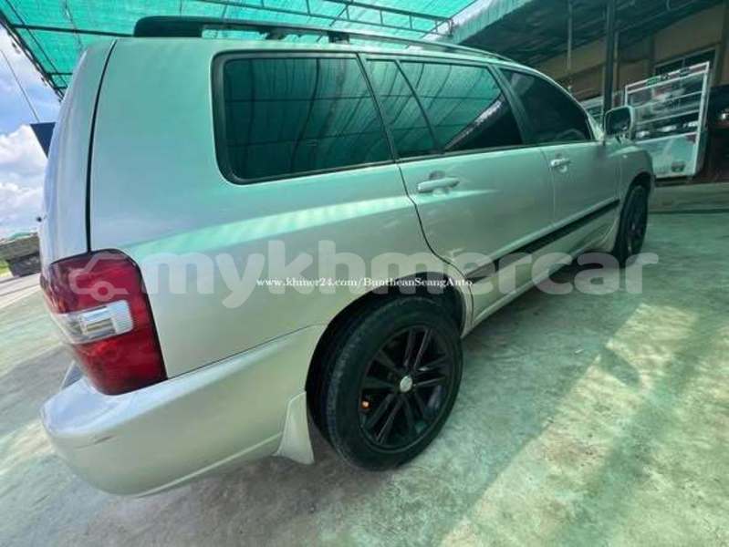 Big with watermark toyota highlander svay rieng province bavet 10310