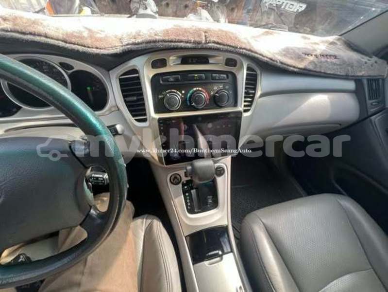 Big with watermark toyota highlander svay rieng province bavet 10310