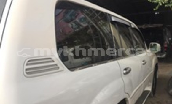 Buy Used Lexus LX White Car in Phnom Penh in Phnom Penh Buy Used Lexus LX White Car in Phnom Penh in Phnom Penh