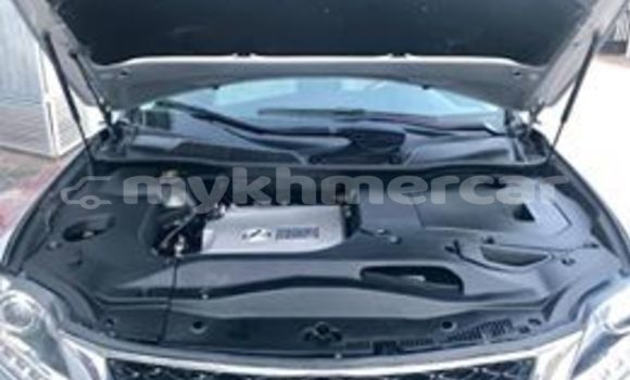 Buy Used Lexus RX Silver Car in Phnom Penh in Phnom Penh Buy Used Lexus RX Silver Car in Phnom Penh in Phnom Penh