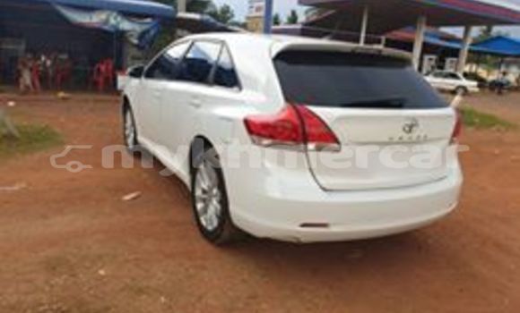 Buy Used Toyota Avanza White Car in Phnom Penh in Phnom Penh Buy Used Toyota Avanza White Car in Phnom Penh in Phnom Penh